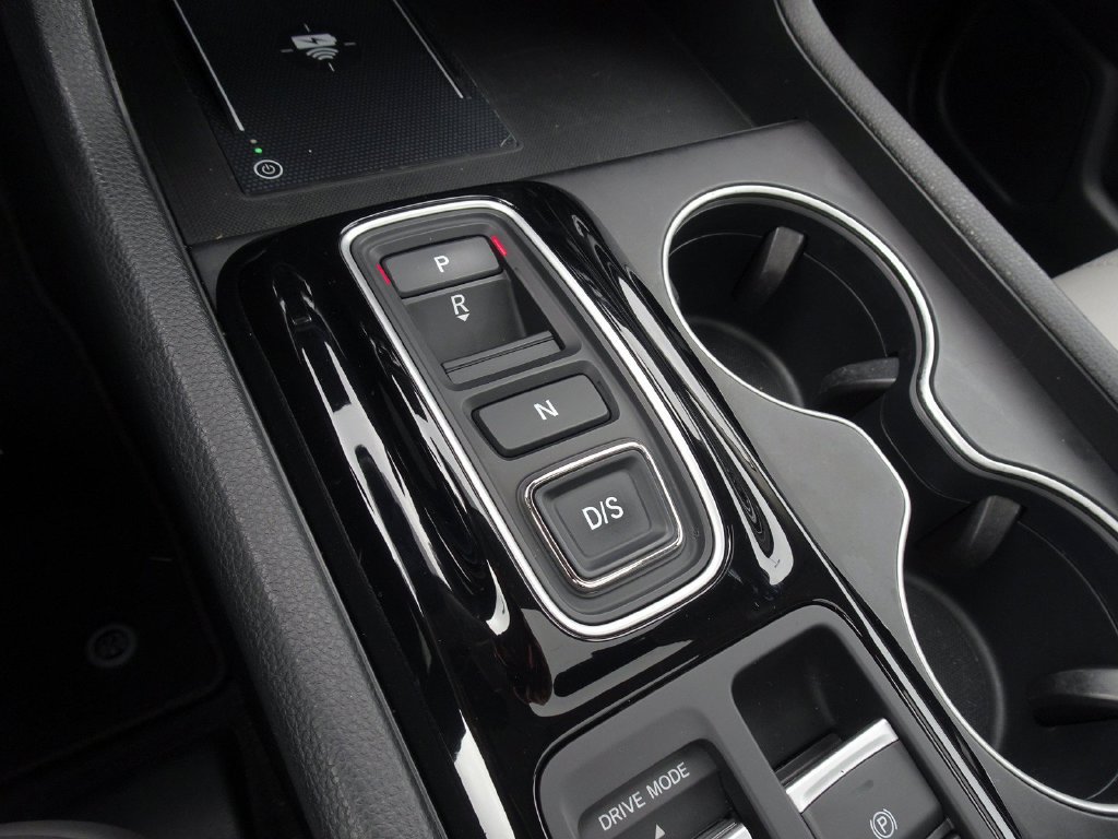 Used 2023 Honda Pilot Touring image 19