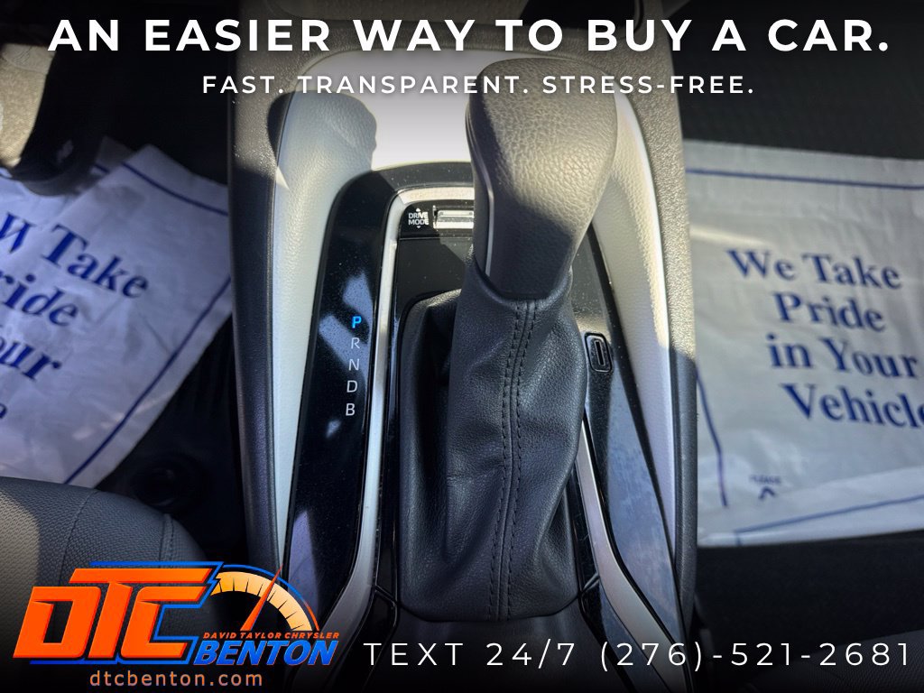 Used 2023 Toyota Corolla SE FWD image 19