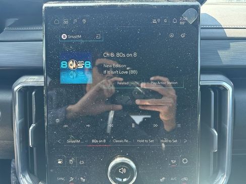 New 2026 GMC Acadia Elevation AWD/4WD image 16