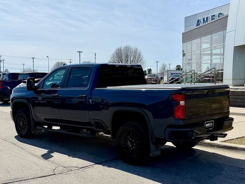 Used 2022 Chevrolet Silverado 2500 LT w/ Z71 Sport Edition AWD/4WD image 4