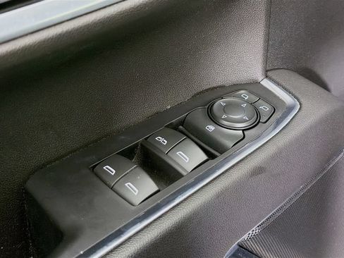 Used 2022 Chevrolet Silverado 1500 LT AWD/4WD image 21