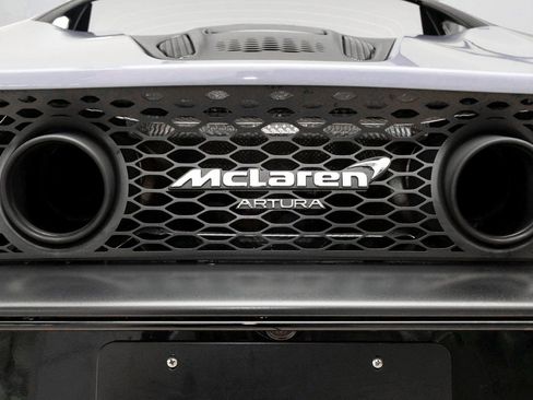 Used 2023 McLaren Artura RWD image 36