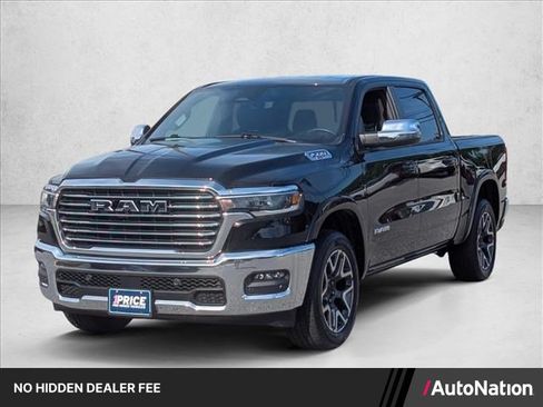 Used 2025 RAM 1500 Laramie AWD/4WD image 1