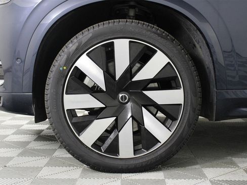 Certified 2023 Volvo XC90 T8 Ultimate w/ Protection Package Premier image 28