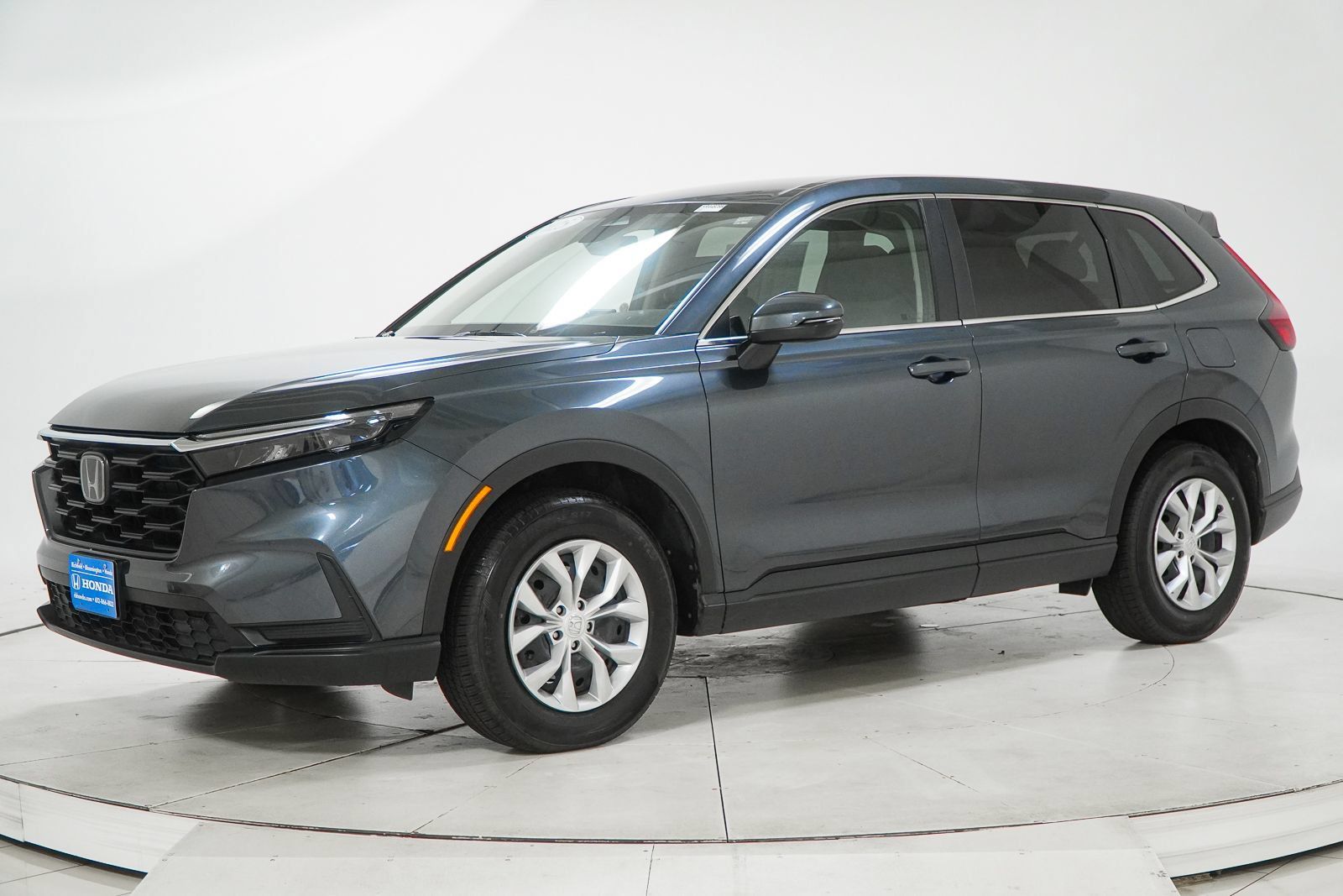 Used 2025 Honda CR-V LX image 4