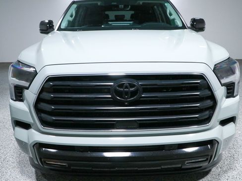 Used 2024 Toyota Sequoia Limited w/ TRD Off-Road Package AWD/4WD image 4