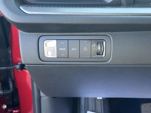 New 2026 Chevrolet Traverse LT w/ Driver Confidence Package image 25