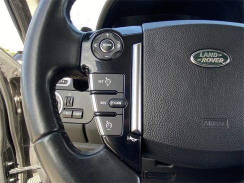 Used 2016 Land Rover LR4 HSE Silver Edition image 8