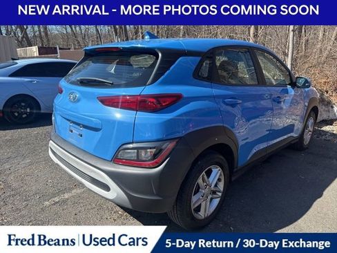Certified 2022 Hyundai Kona SE w/ Cargo Package image 3