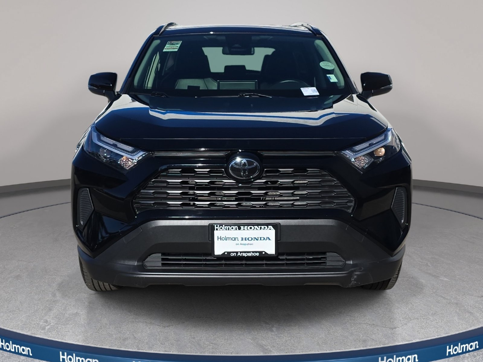 Used 2025 Toyota RAV4 XLE AWD/4WD image 3