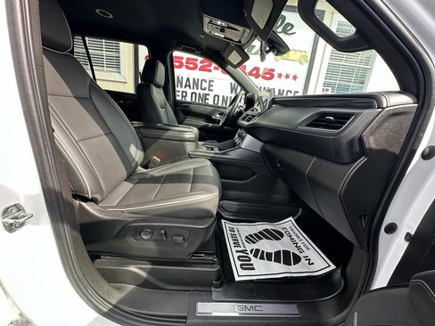 Used 2021 GMC Yukon SLT image 31