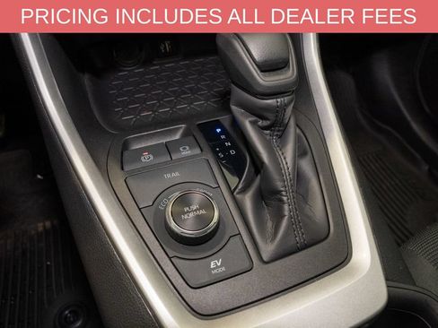 Certified 2024 Toyota RAV4 LE AWD/4WD image 14