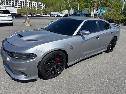 Used 2016 Dodge Charger SRT Hellcat w/ Harman/Kardon Audio Group RWD image 8