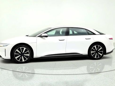 Used 2024 Lucid Air Pure RWD image 8