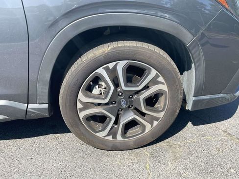 Used 2023 Subaru Ascent Touring AWD/4WD image 28