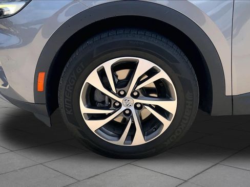 Certified 2022 Buick Envision Essence w/ Safety Package FWD image 11