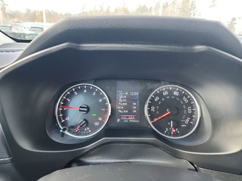 Certified 2022 Toyota RAV4 LE image 18