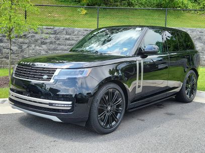 New 2025 Land Rover Range Rover SE