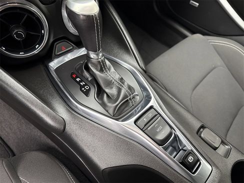 Used 2021 Chevrolet Camaro LT w/ RS Package image 28