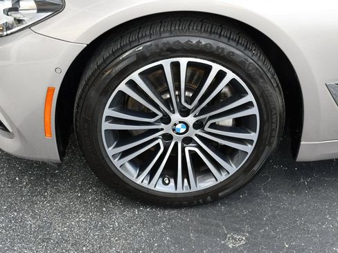 Used 2017 BMW 530i RWD image 57