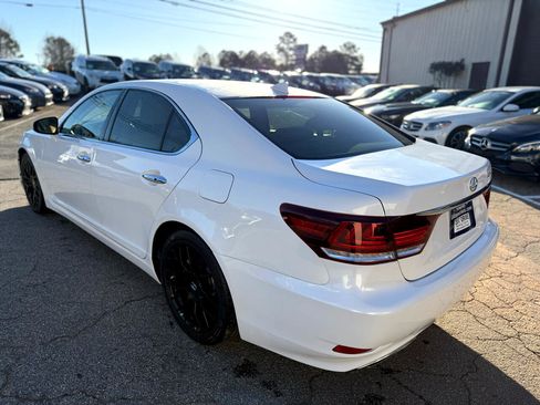 Used 2015 Lexus LS 460 Luxury image 4