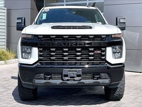 Used 2020 Chevrolet Silverado 2500 LT w/ Z71 Off-Road Package image 2