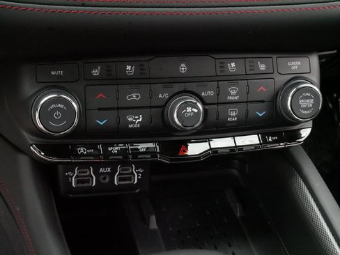 Used 2026 Dodge Durango GT AWD/4WD image 23