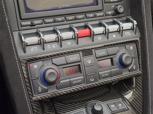 Used 2011 Lamborghini Gallardo LP 570-4 Performante image 34