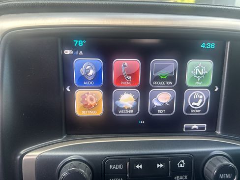 Used 2018 GMC Sierra 1500 Denali AWD/4WD image 34