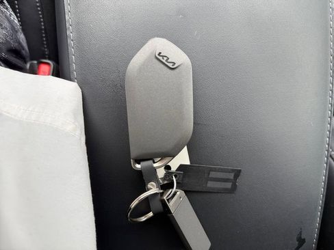 Certified 2024 Kia Telluride SX Prestige X-Line image 32