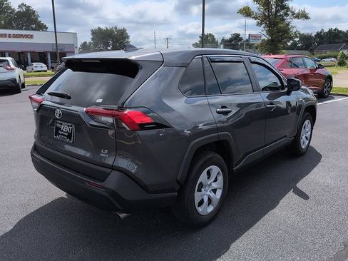 Certified 2024 Toyota RAV4 LE AWD/4WD image 7