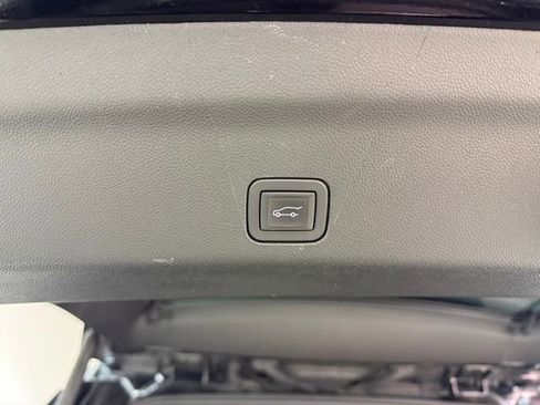 Certified 2024 GMC Yukon AT4 w/ Technology Package AWD/4WD image 9