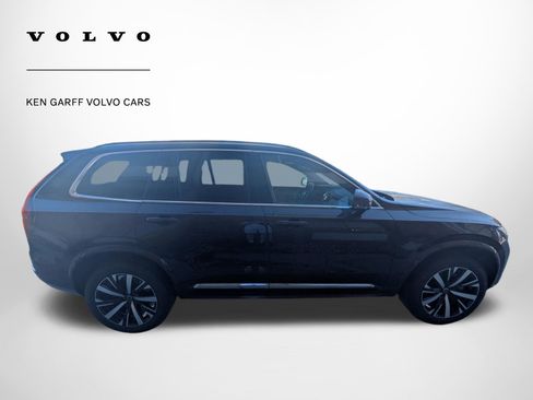New 2026 Volvo XC90 B5 Core AWD/4WD image 2