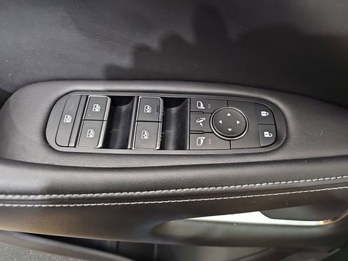 Used 2023 INFINITI QX60 Sensory w/ Cargo Package AWD/4WD image 31