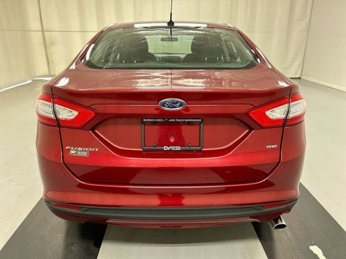 Used 2016 Ford Fusion SE image 20