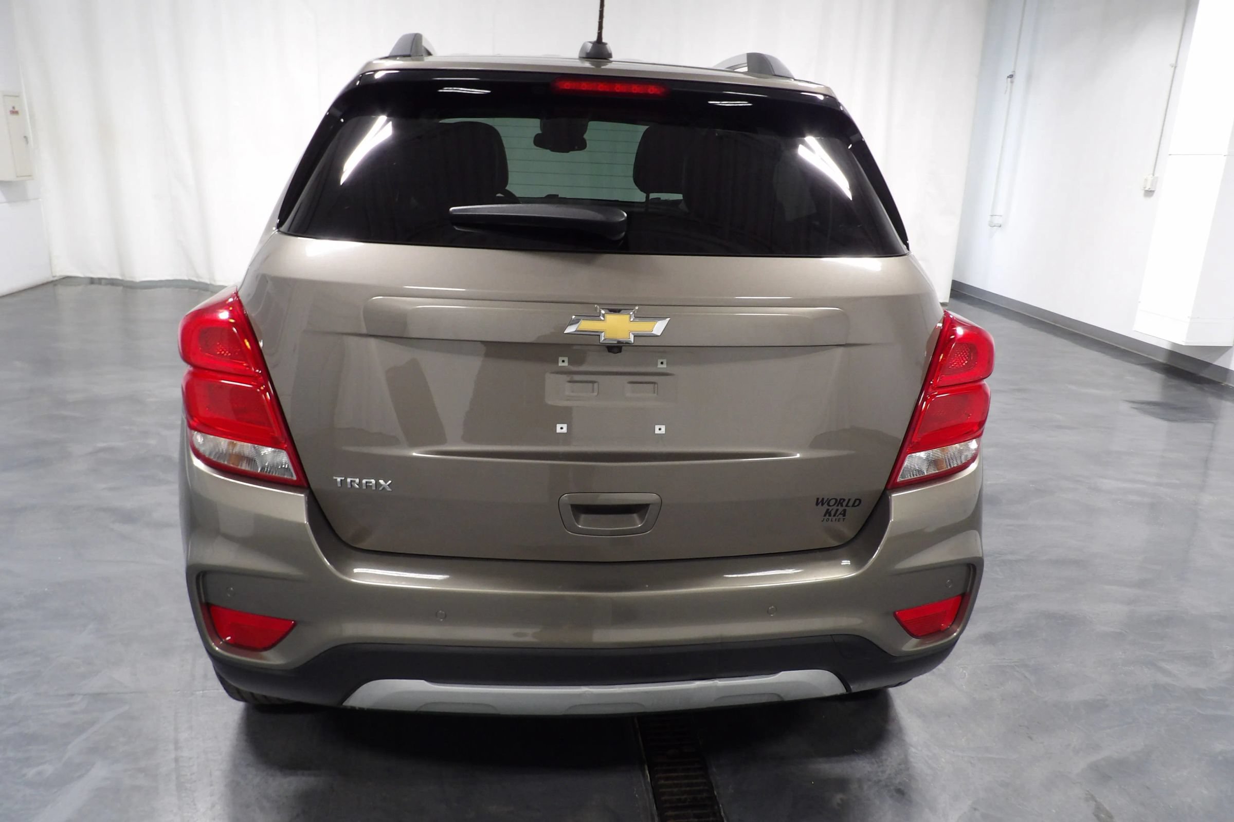 Used 2021 Chevrolet Trax LT w/ Driver Confidence Package FWD image 5