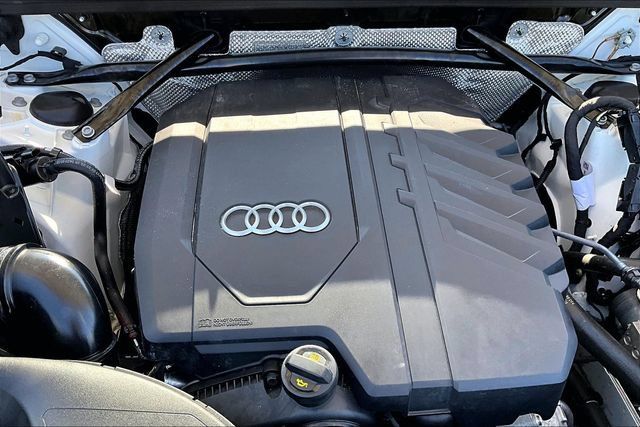 Used 2023 Audi Q5 2.0T Premium Plus w/ Premium Plus Package AWD/4WD image 34