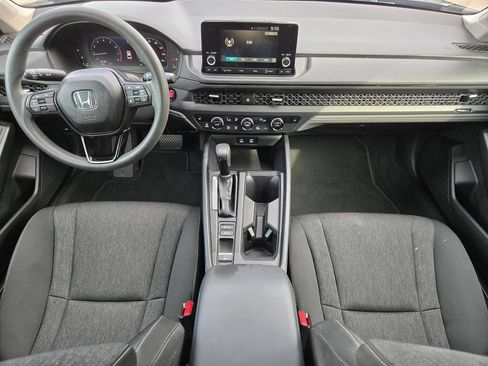 Used 2025 Honda Accord SE image 28
