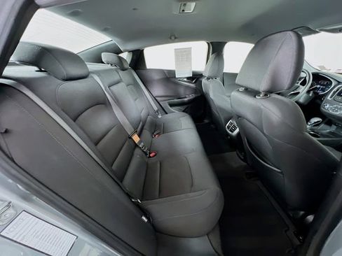 Used 2024 Chevrolet Malibu LT image 38
