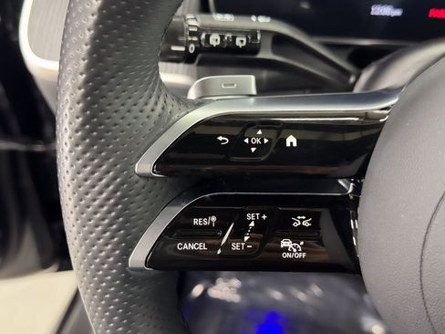 Used 2024 Mercedes-Benz GLC 300 GLC 300 w/ AMG Line image 11