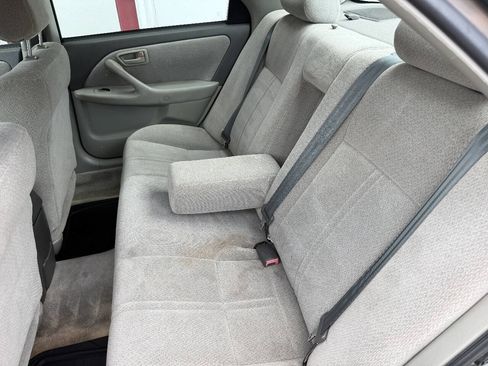 Used 2001 Toyota Camry LE FWD image 14