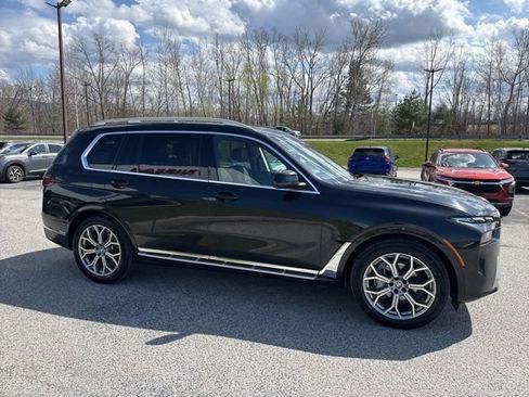 Used 2026 BMW X7 xDrive40i AWD/4WD image 17