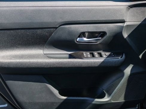 New 2026 Nissan Kicks SV image 22