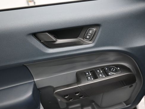 New 2025 Ford Maverick Lariat w/ Black Appearance Package AWD/4WD image 10