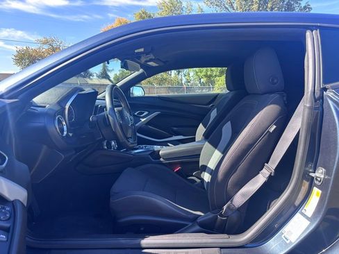 Used 2022 Chevrolet Camaro LT w/ RS Package image 17