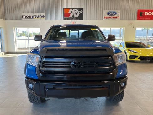Used 2016 Toyota Tundra SR5 image 2