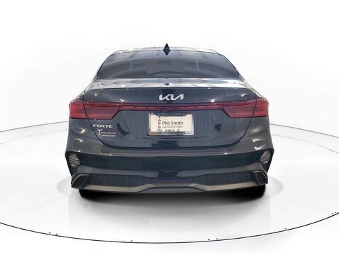 Certified 2024 Kia Forte LXS image 5