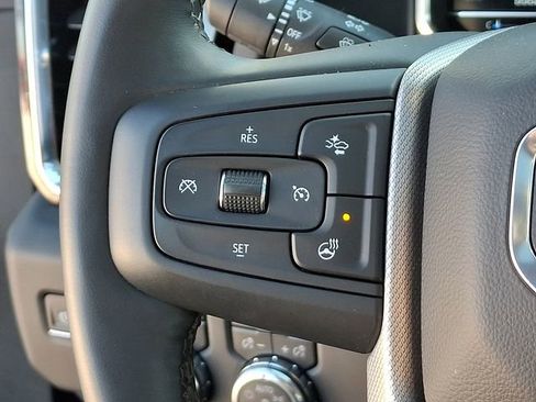 Used 2025 GMC Sierra 3500 Denali w/ Technology Package image 23