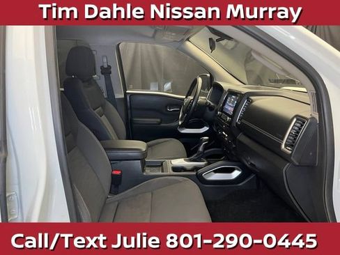 Used 2023 Nissan Frontier SV w/ Technology Package AWD/4WD image 15