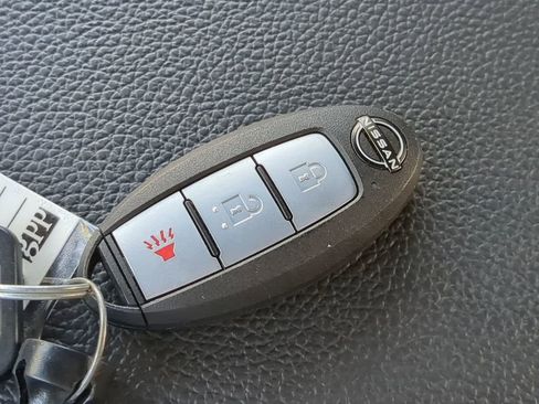 Used 2024 Nissan Titan PRO-4X w/ Pro-4x Utility Package image 28